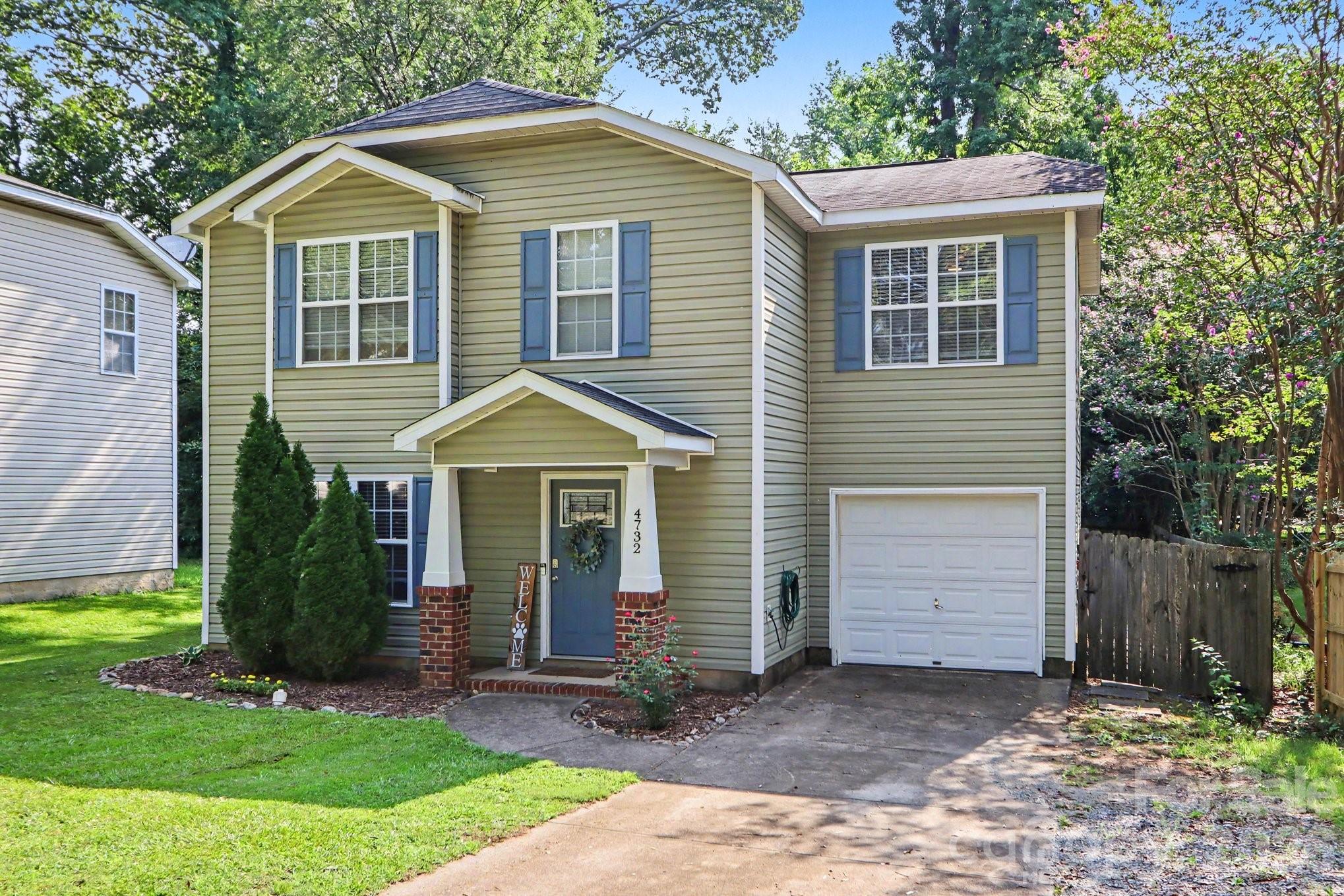 4732 Grasset Avenue Property Photo 2