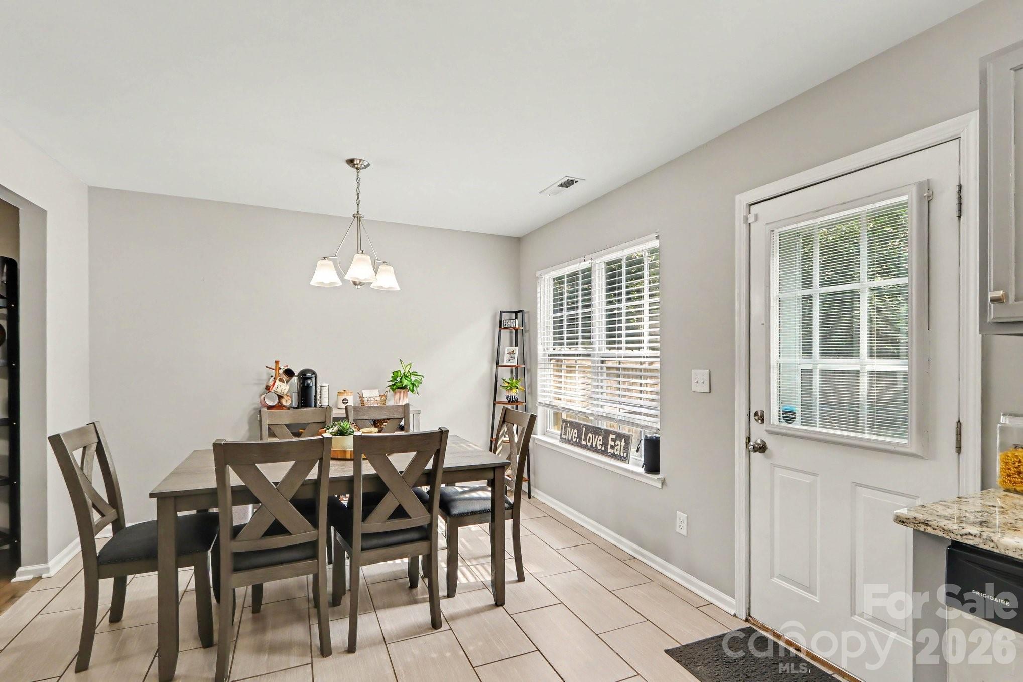 4732 Grasset Avenue Property Photo 10