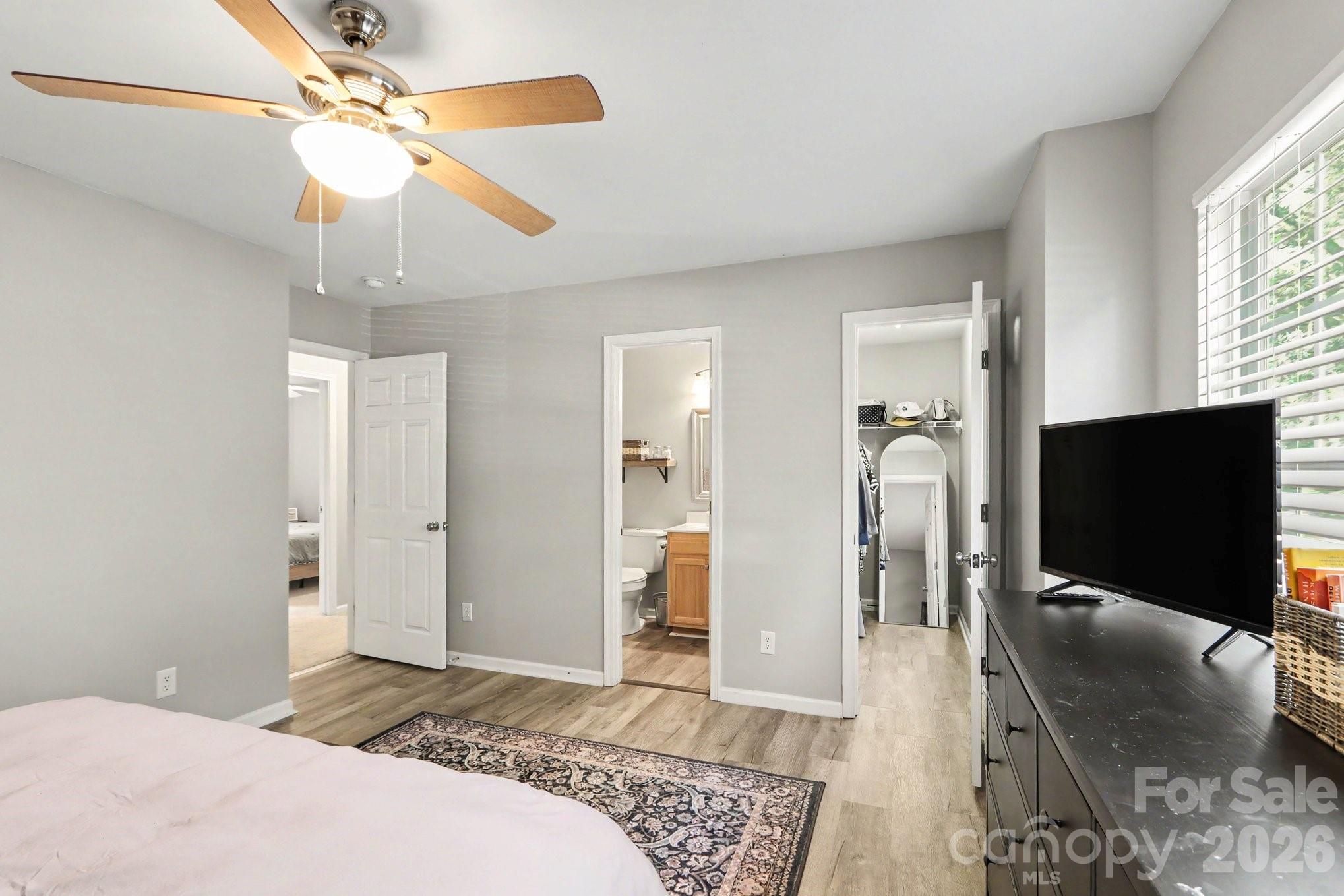4732 Grasset Avenue Property Photo 14
