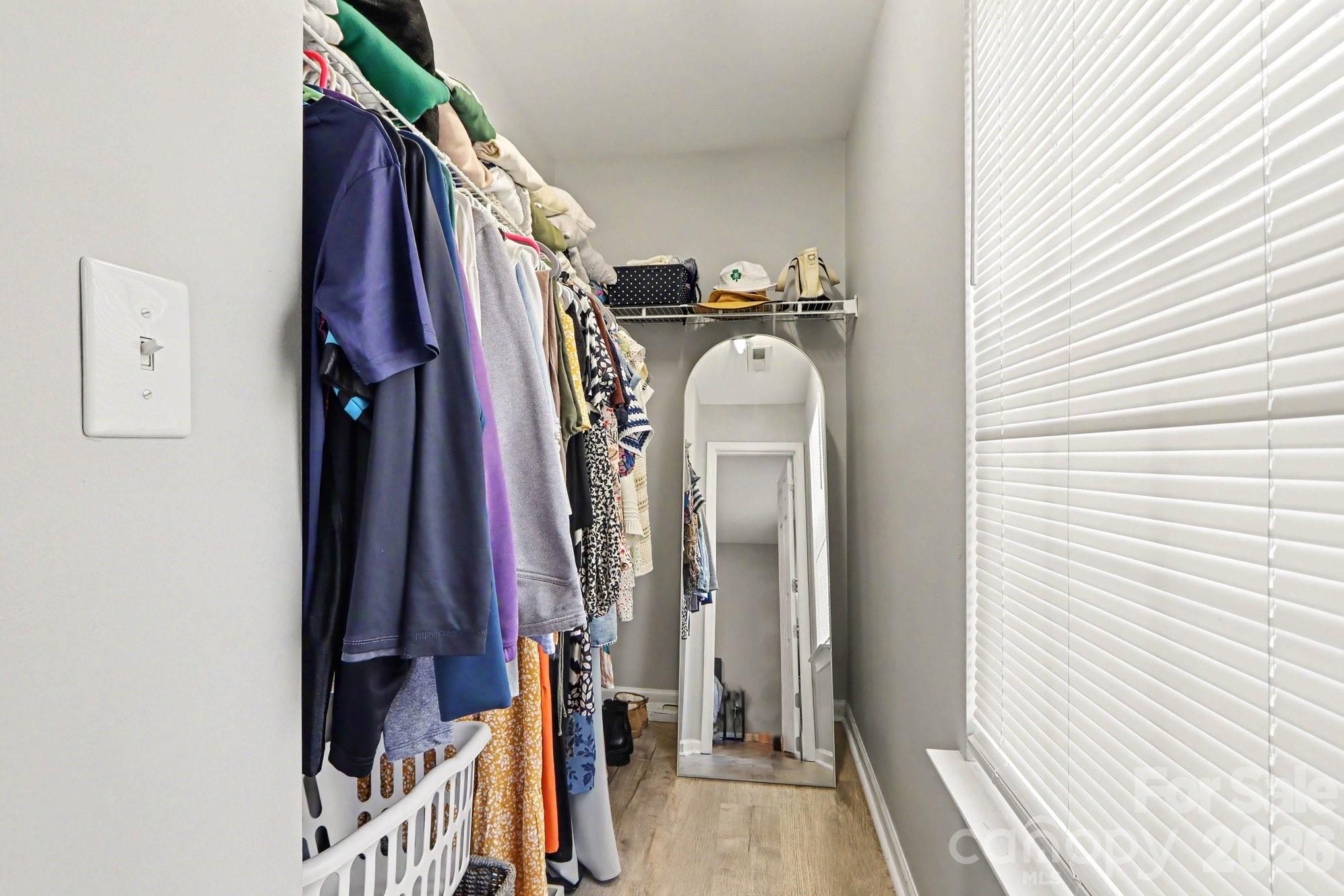 4732 Grasset Avenue Property Photo 16