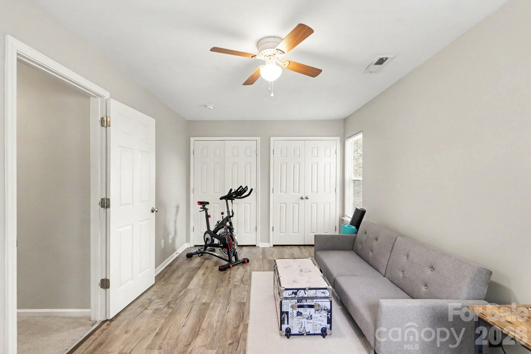 4732 Grasset Avenue Property Photo 19