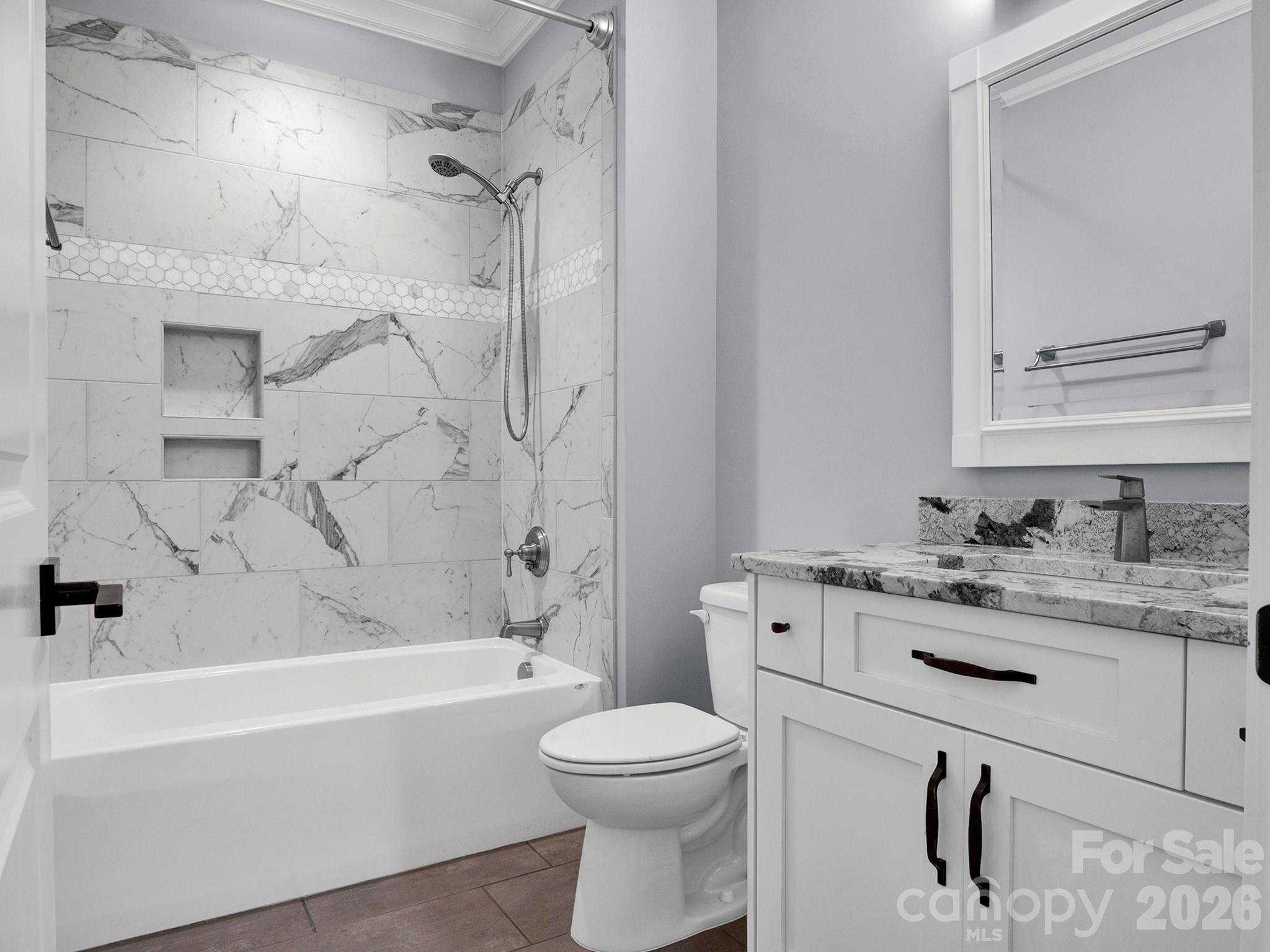 216 Paradise Drive 6 Property Photo 23