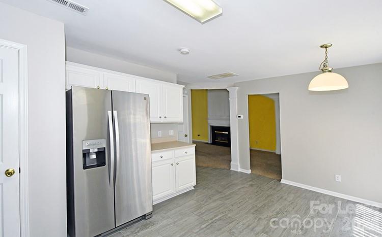 8715 Challenger Drive Property Photo 4