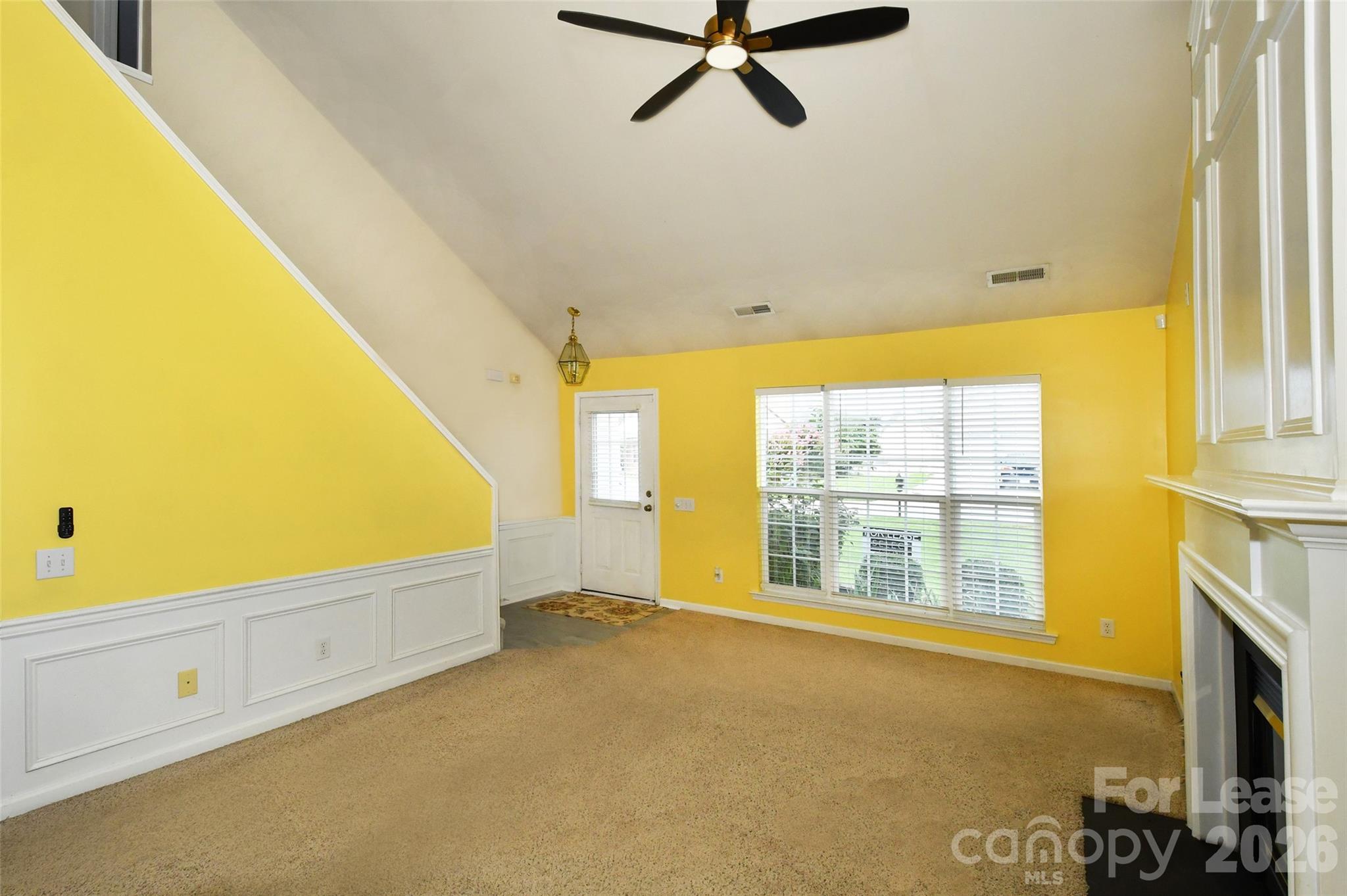 8715 Challenger Drive Property Photo 5