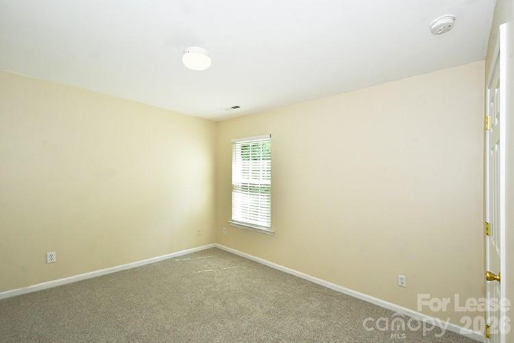 8715 Challenger Drive Property Photo 18
