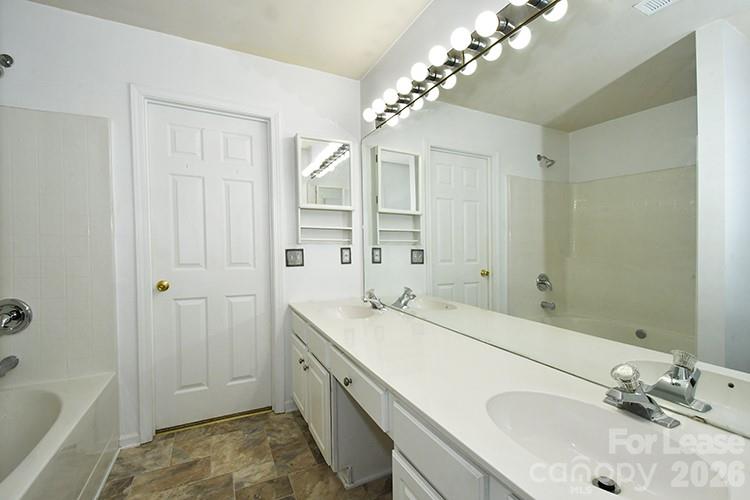 8715 Challenger Drive Property Photo 19