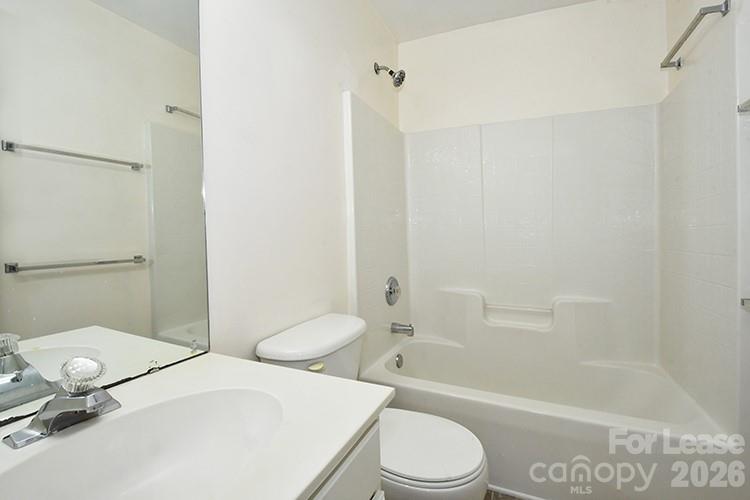 8715 Challenger Drive Property Photo 21