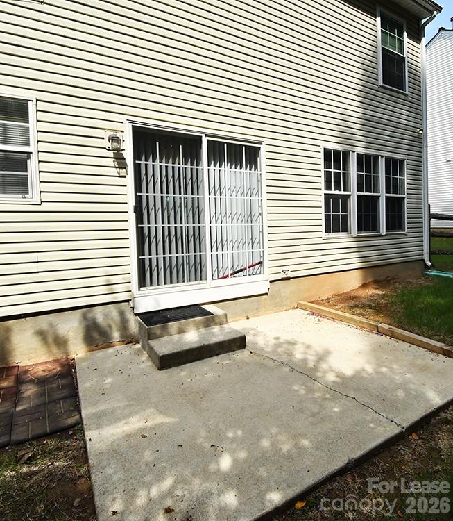 8715 Challenger Drive Property Photo 22