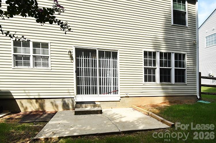 8715 Challenger Drive Property Photo 24