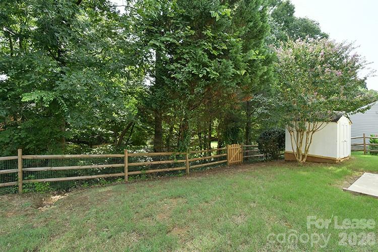 8715 Challenger Drive Property Photo 25