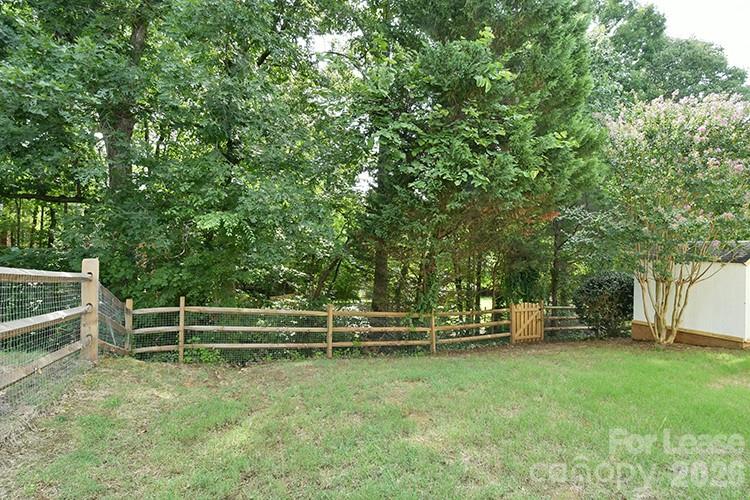 8715 Challenger Drive Property Photo 26