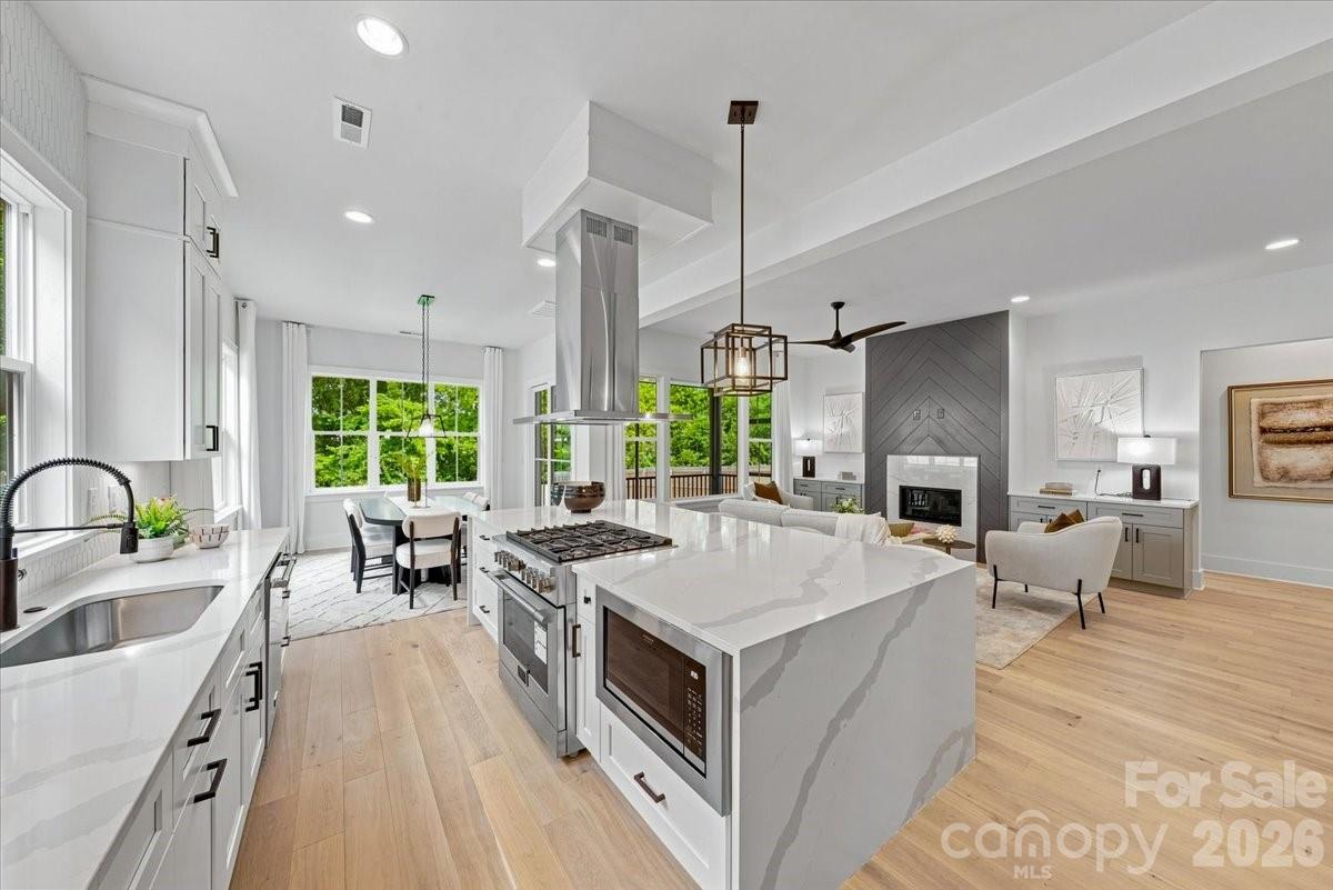 2025 South Street Property Photo 5