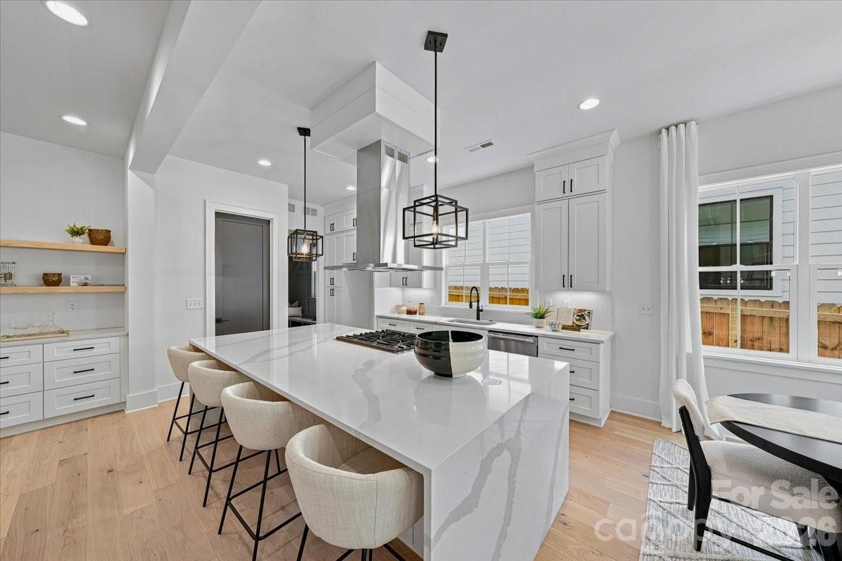 2025 South Street Property Photo 7