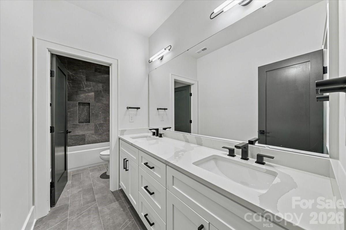 2025 South Street Property Photo 37