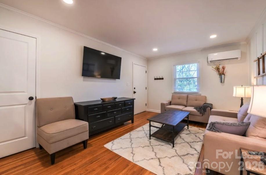 2631 Vail Avenue Property Photo 3