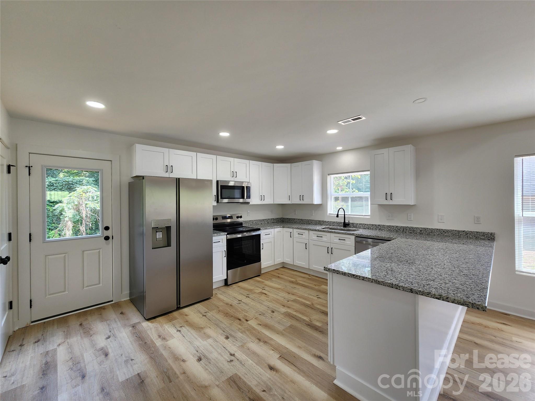 1302 Rainbow Drive Property Photo 4