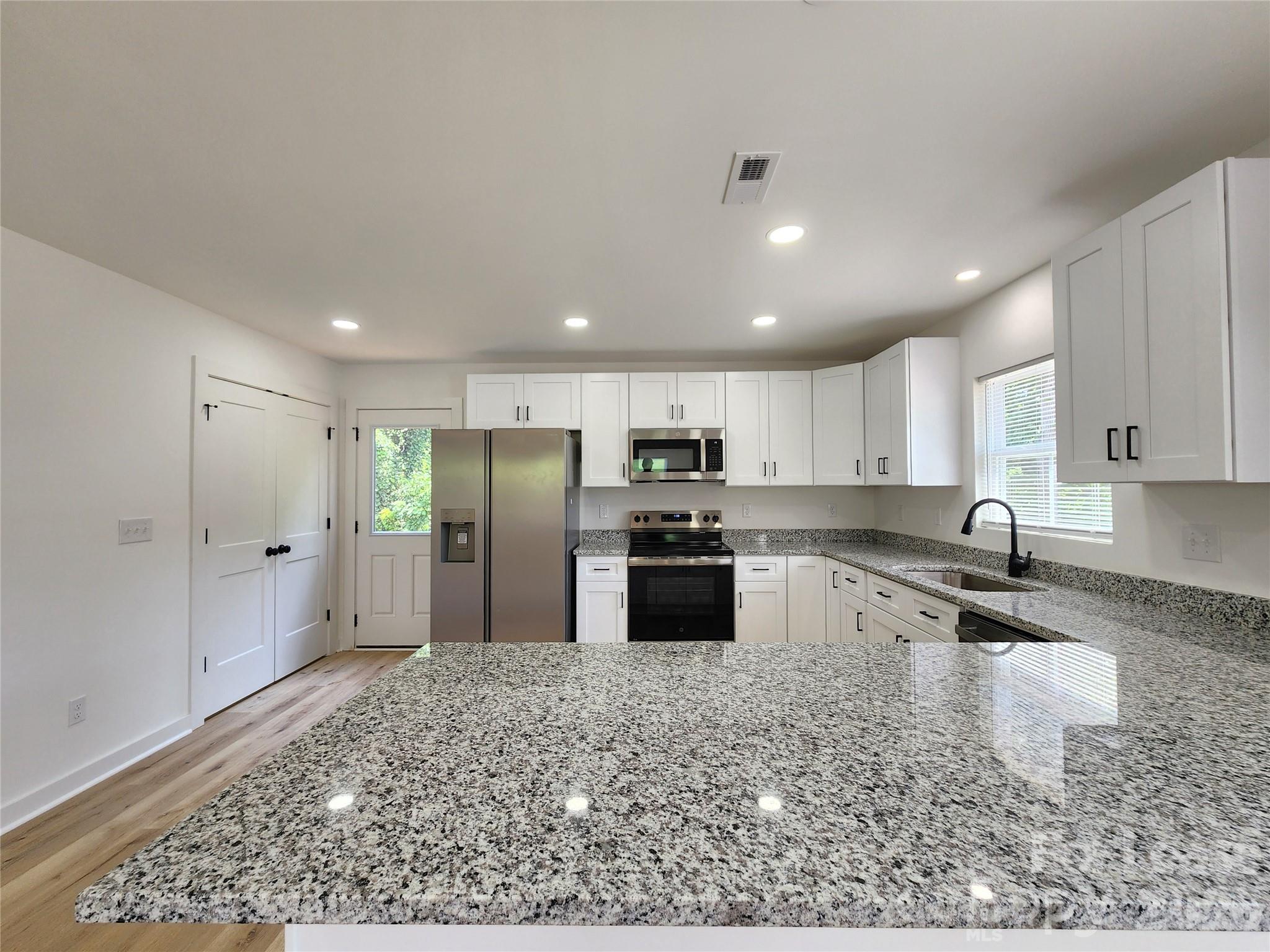 1302 Rainbow Drive Property Photo 6
