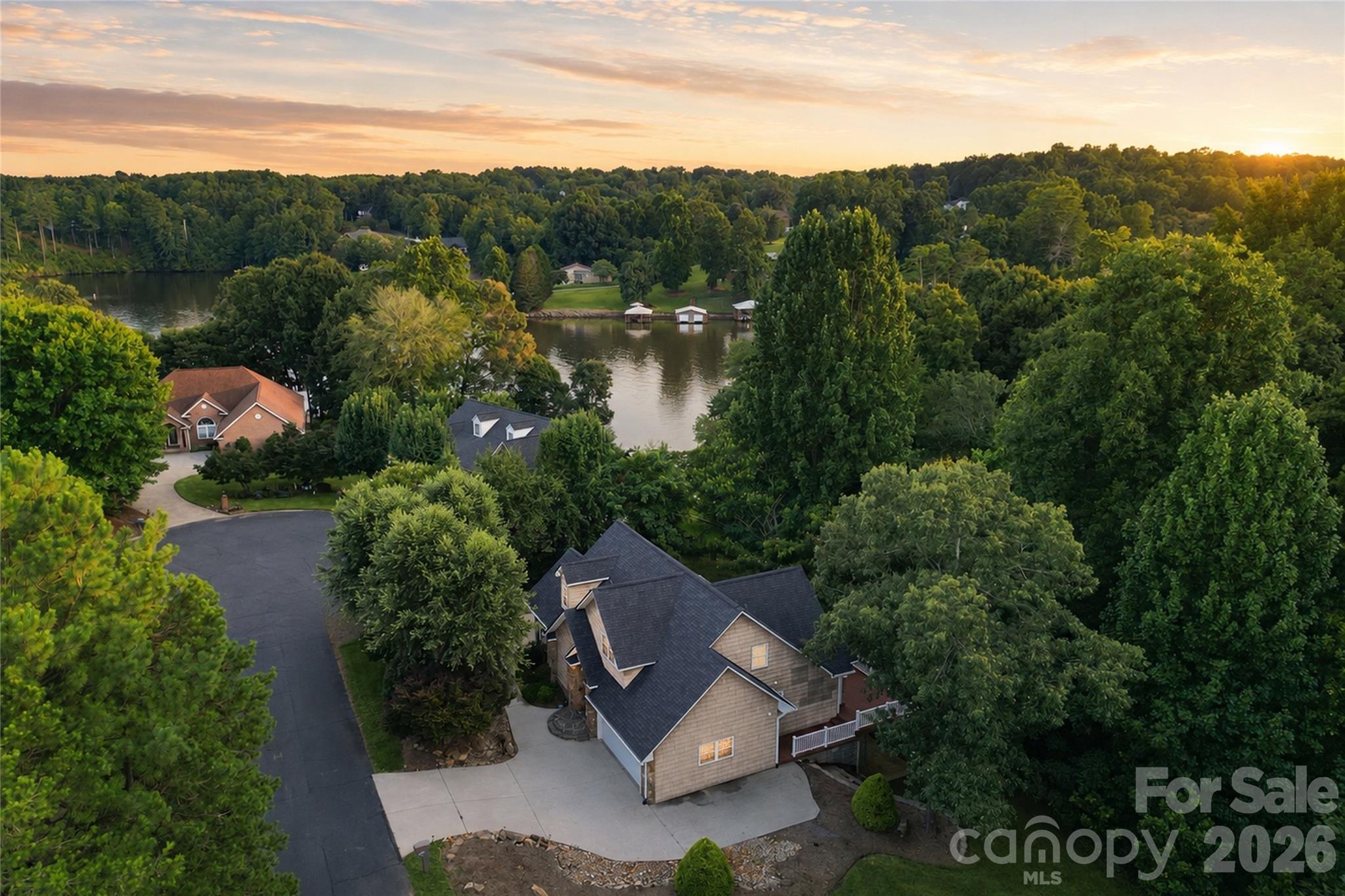 6047 Chaucer Lane Property Photo 1