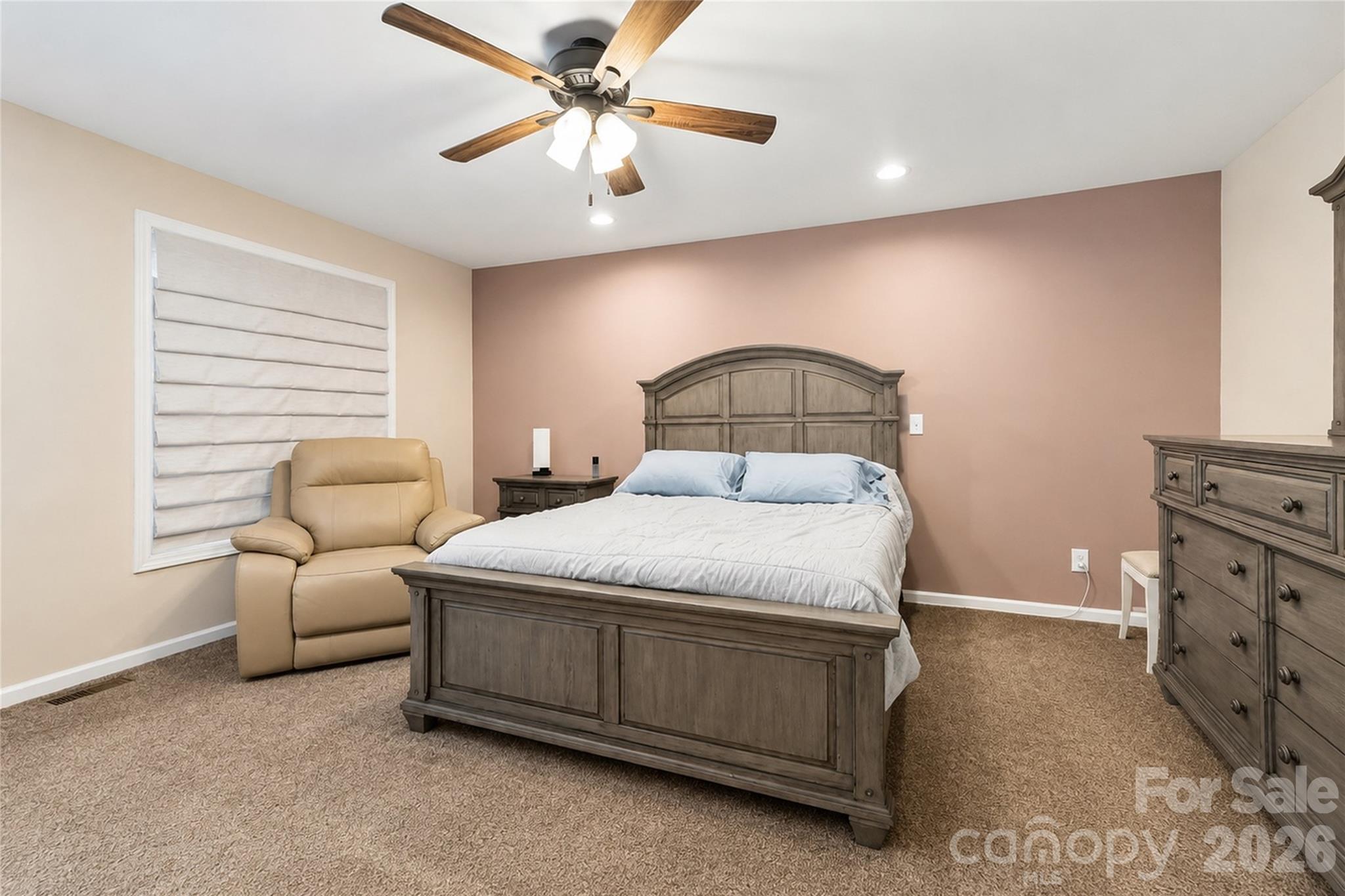 6047 Chaucer Lane Property Photo 15