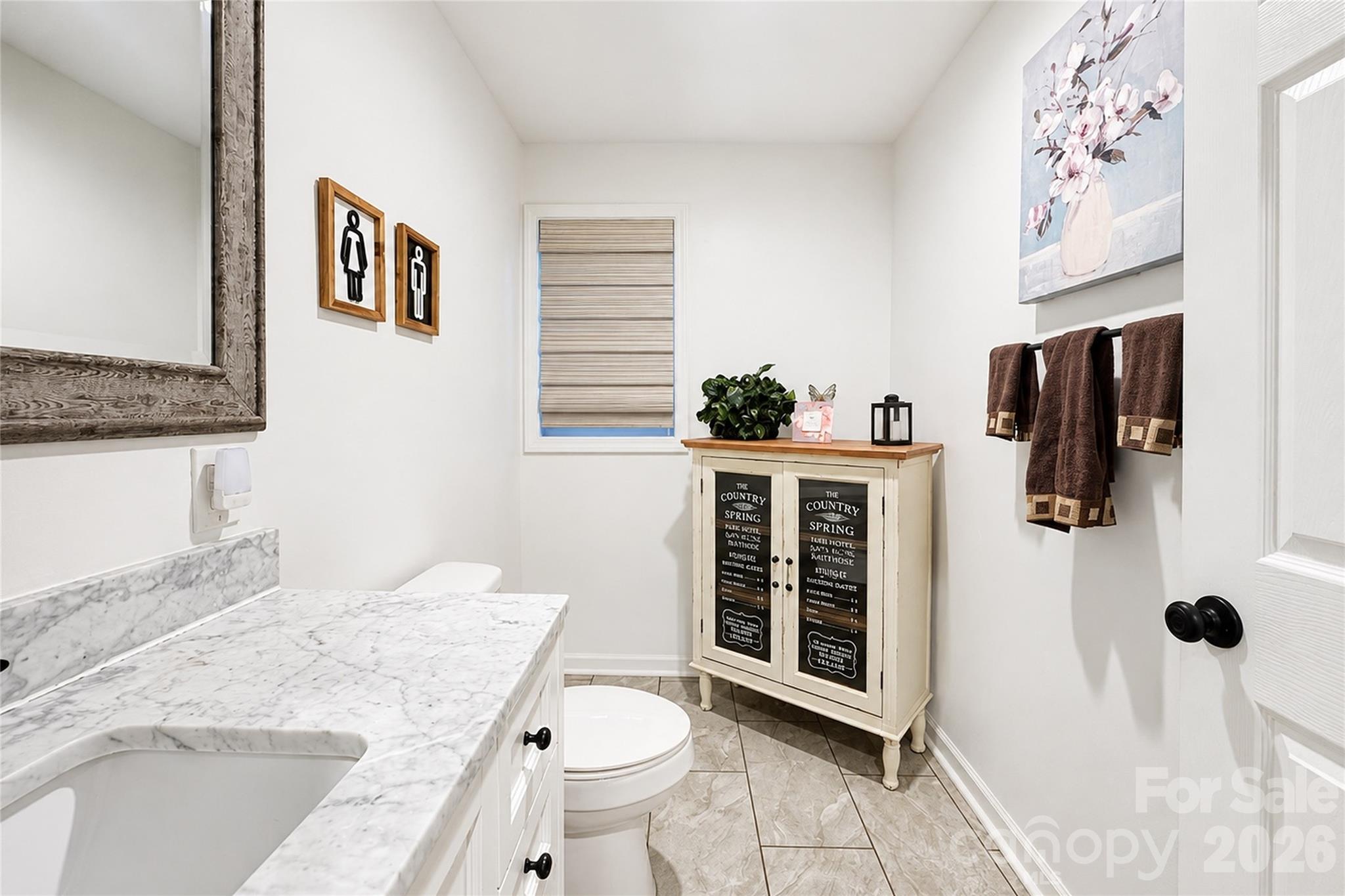6047 Chaucer Lane Property Photo 17