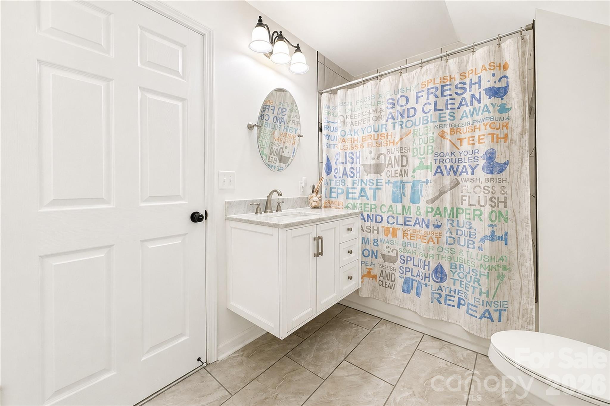 6047 Chaucer Lane Property Photo 23