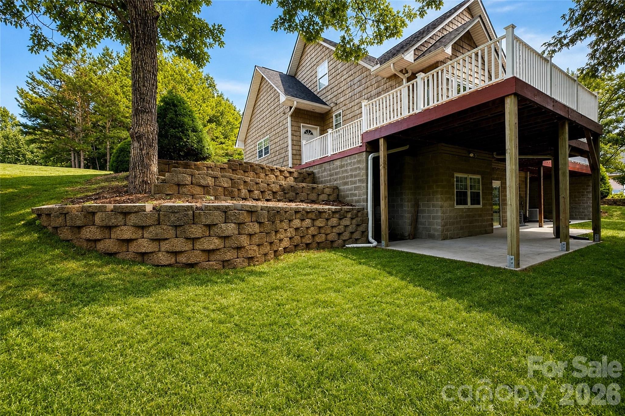 6047 Chaucer Lane Property Photo 36