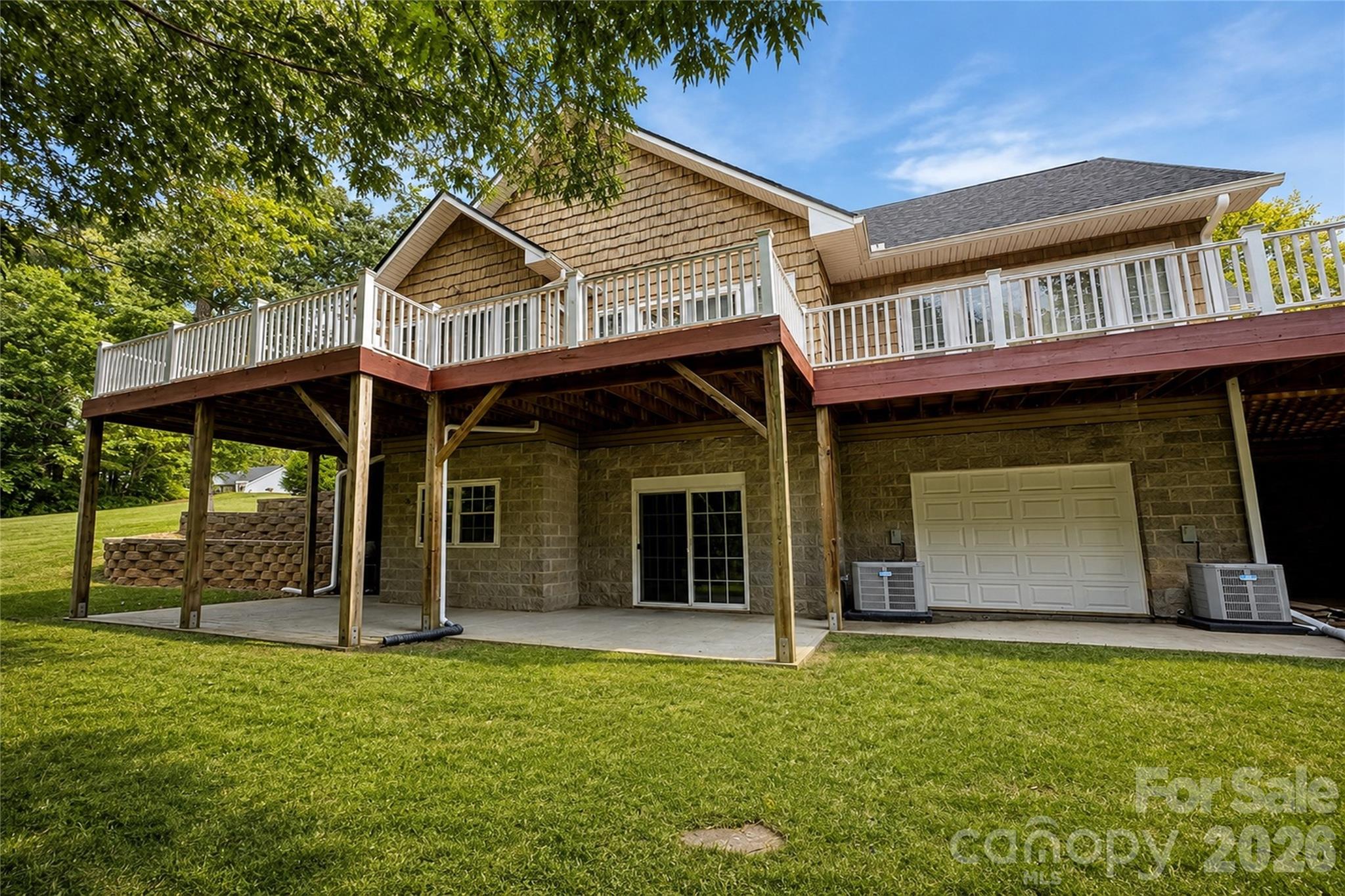 6047 Chaucer Lane Property Photo 37