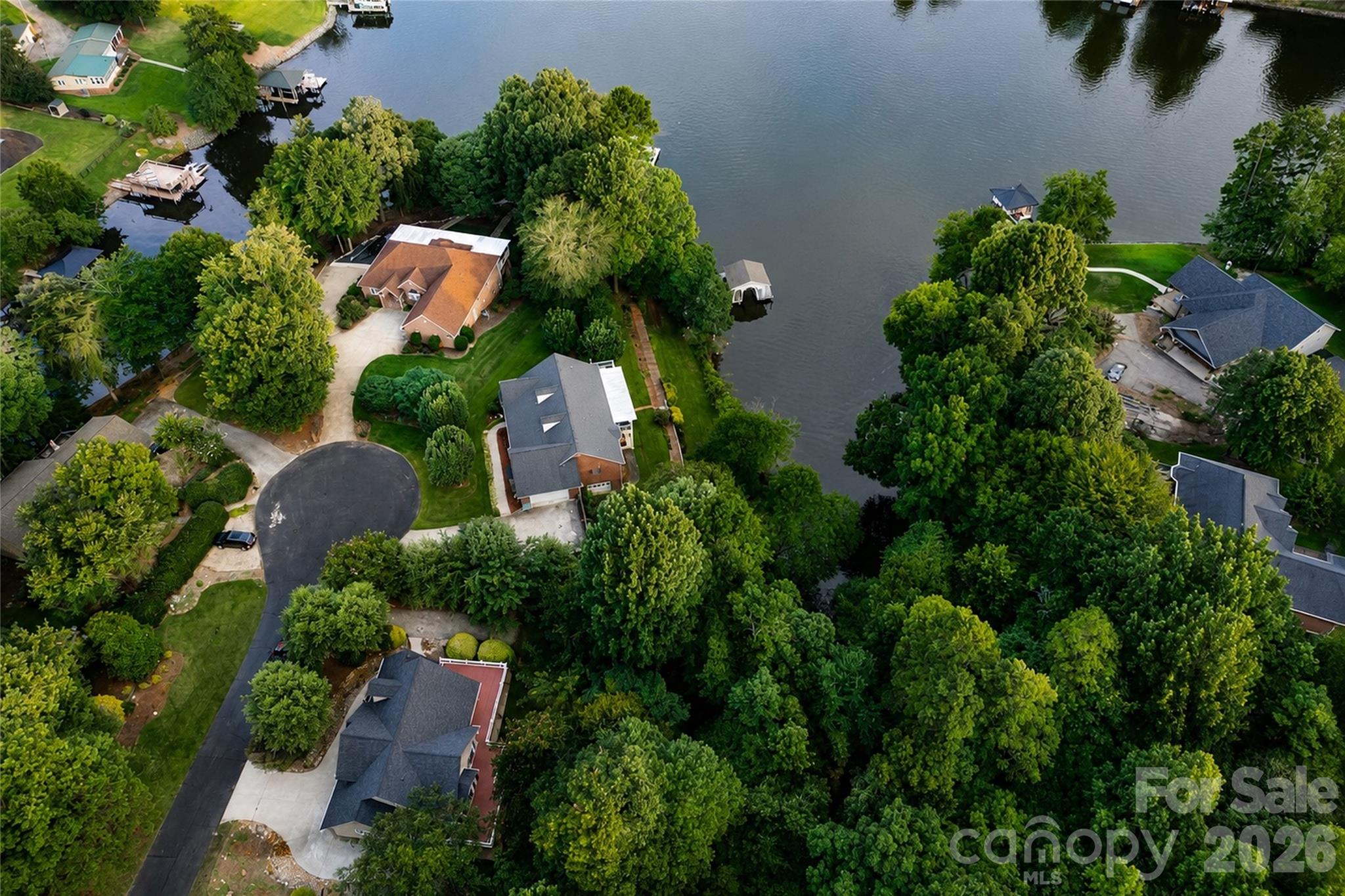 6047 Chaucer Lane Property Photo 47
