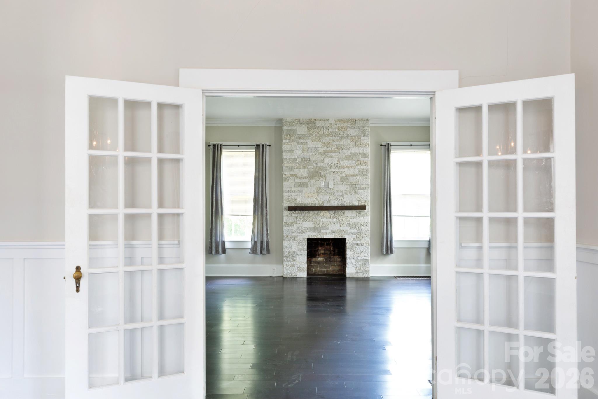 157 Walnut Street Property Photo 4