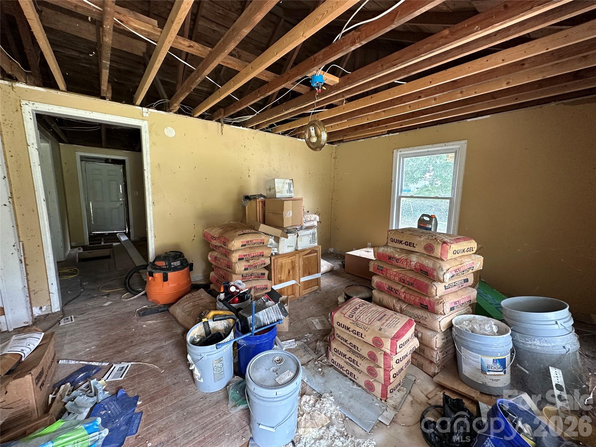 2518 Crescent Lane Property Photo 8