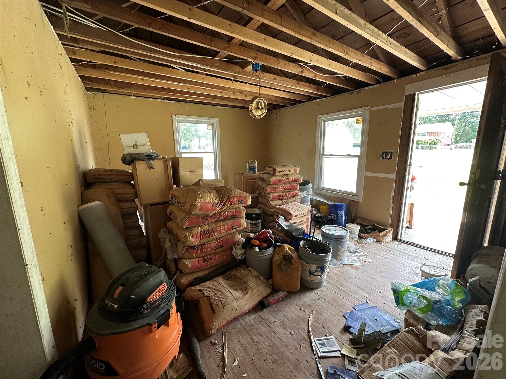 2518 Crescent Lane Property Photo 9