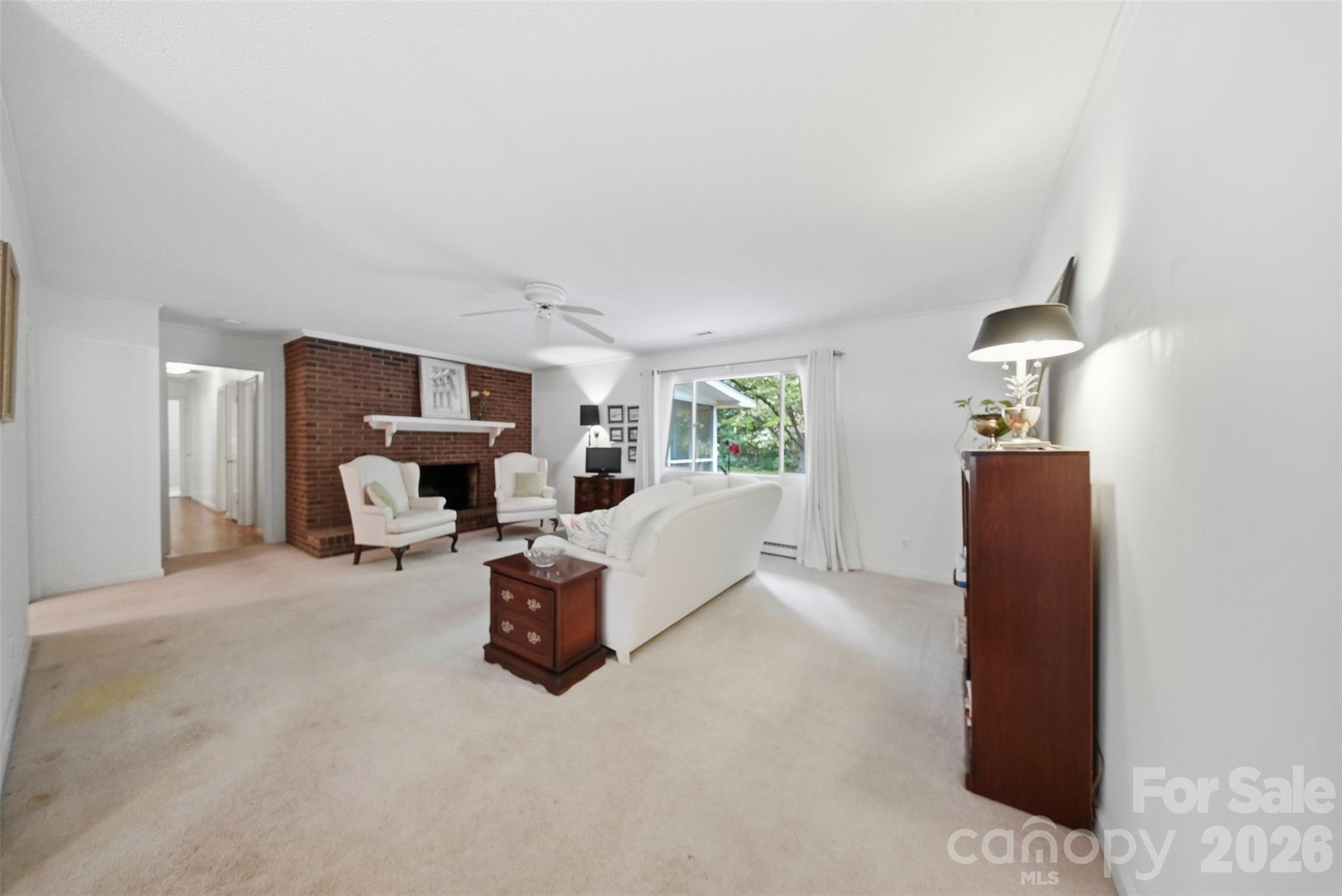 4913 S New Hope Road Property Photo 7