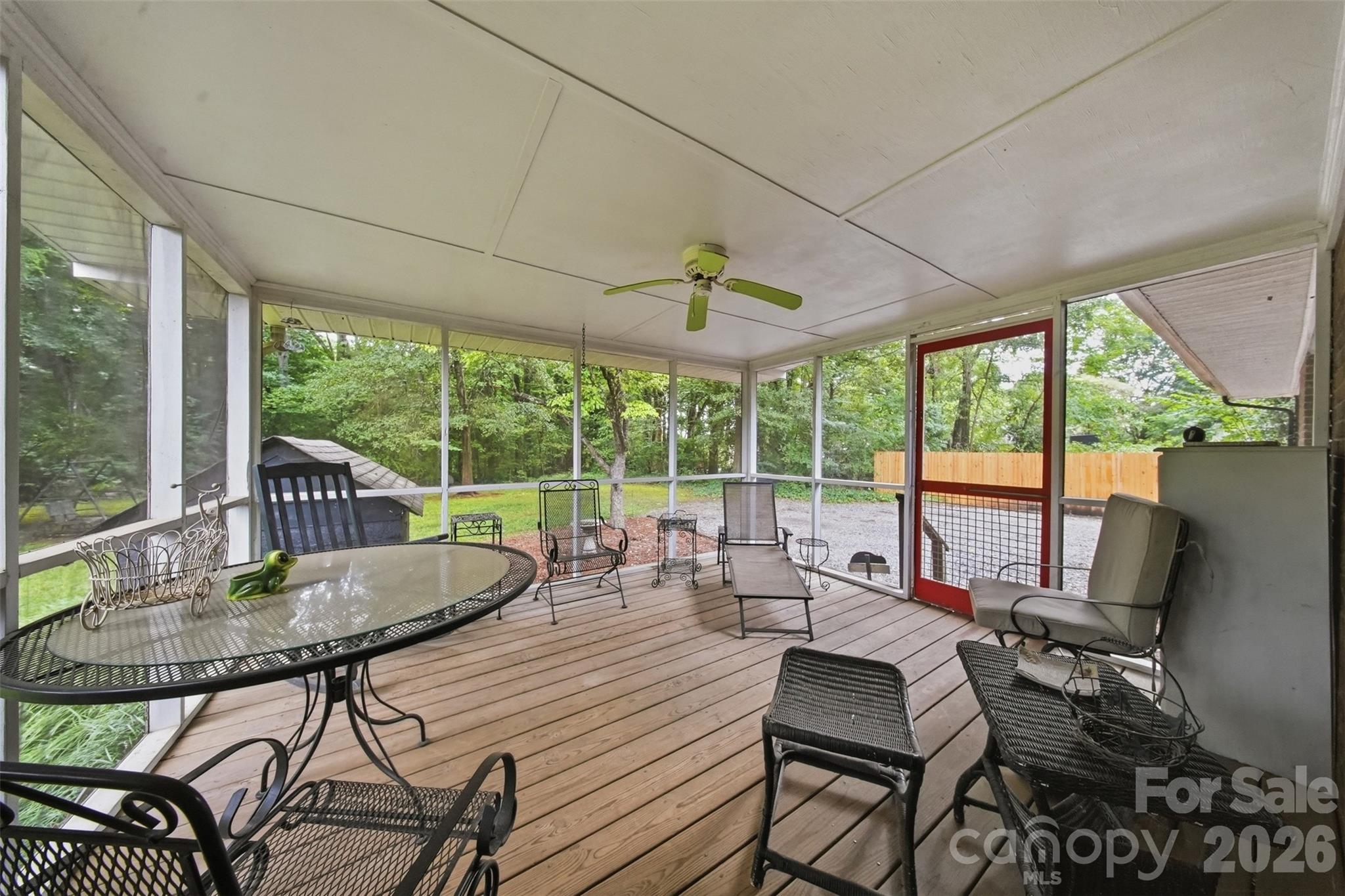 4913 S New Hope Road Property Photo 26