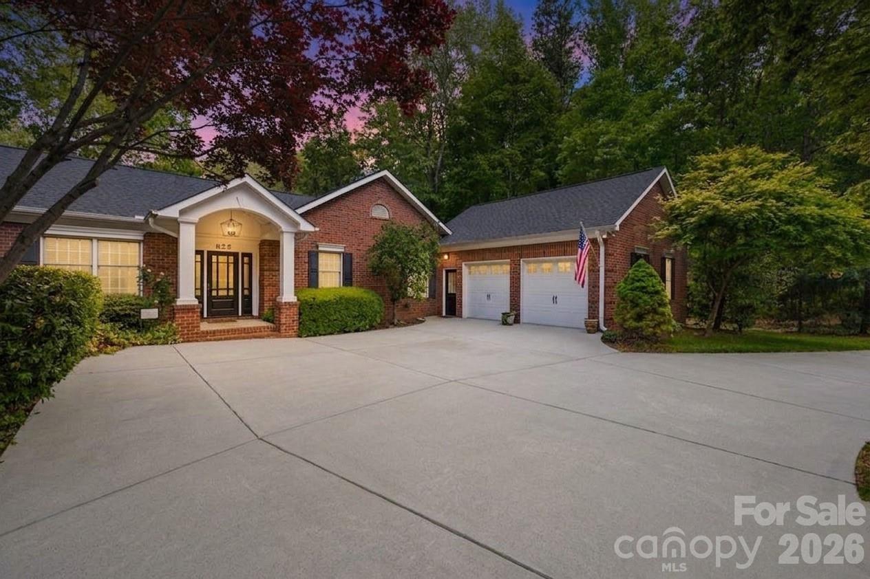 625 Saint Andrews Road 272 Property Photo 2