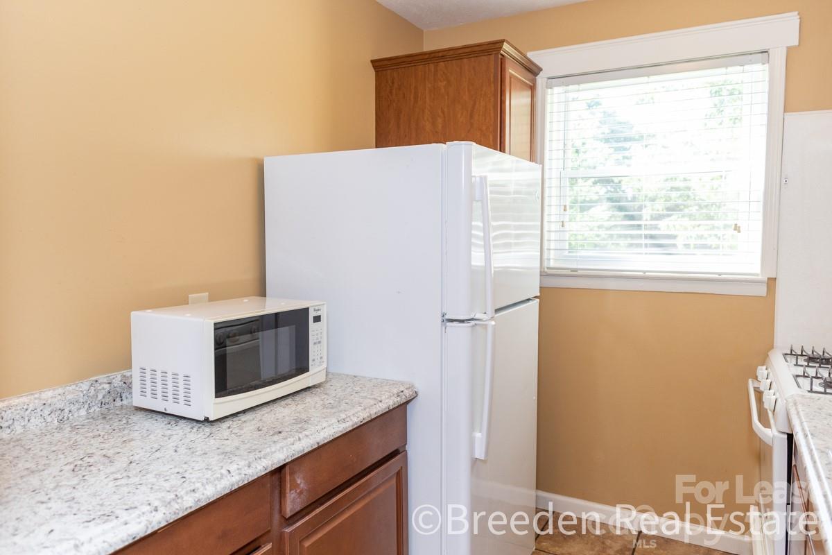 239 Maple Street Property Photo 8