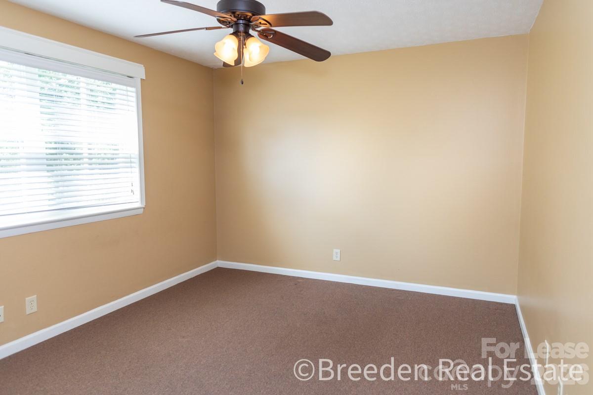 239 Maple Street Property Photo 14
