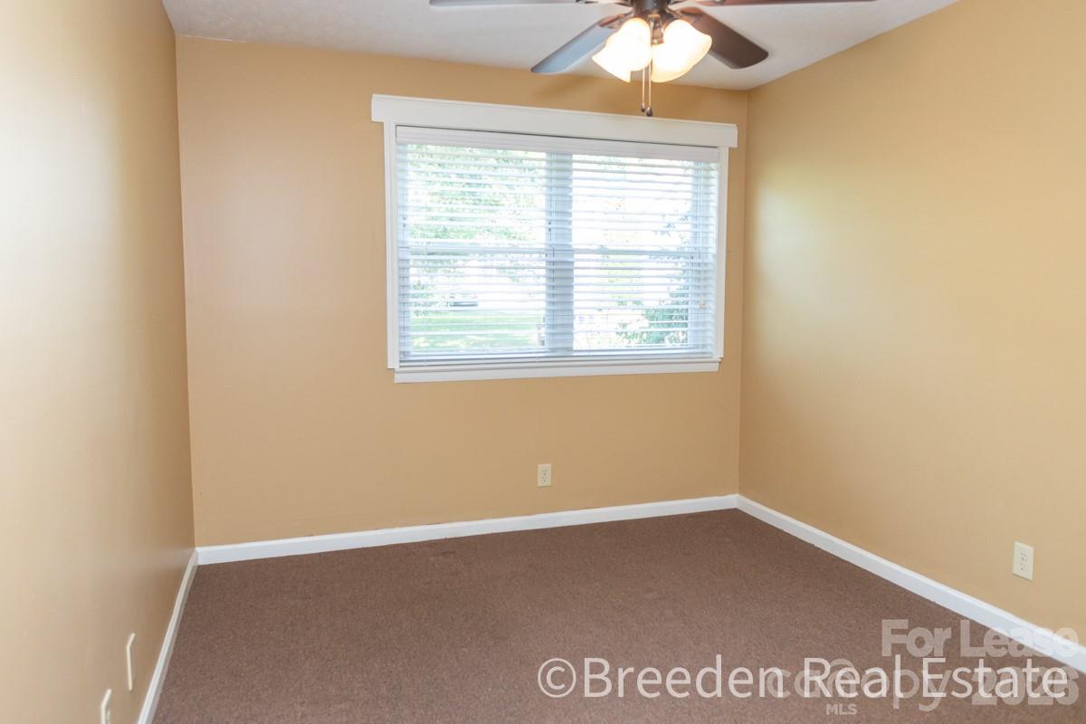 239 Maple Street Property Photo 15