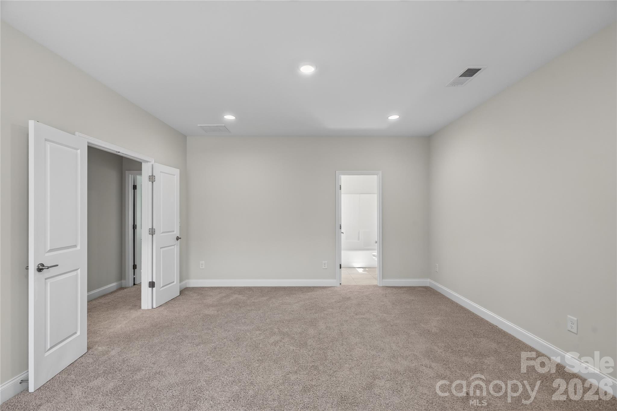 2318 Excalibur Drive Property Photo 33