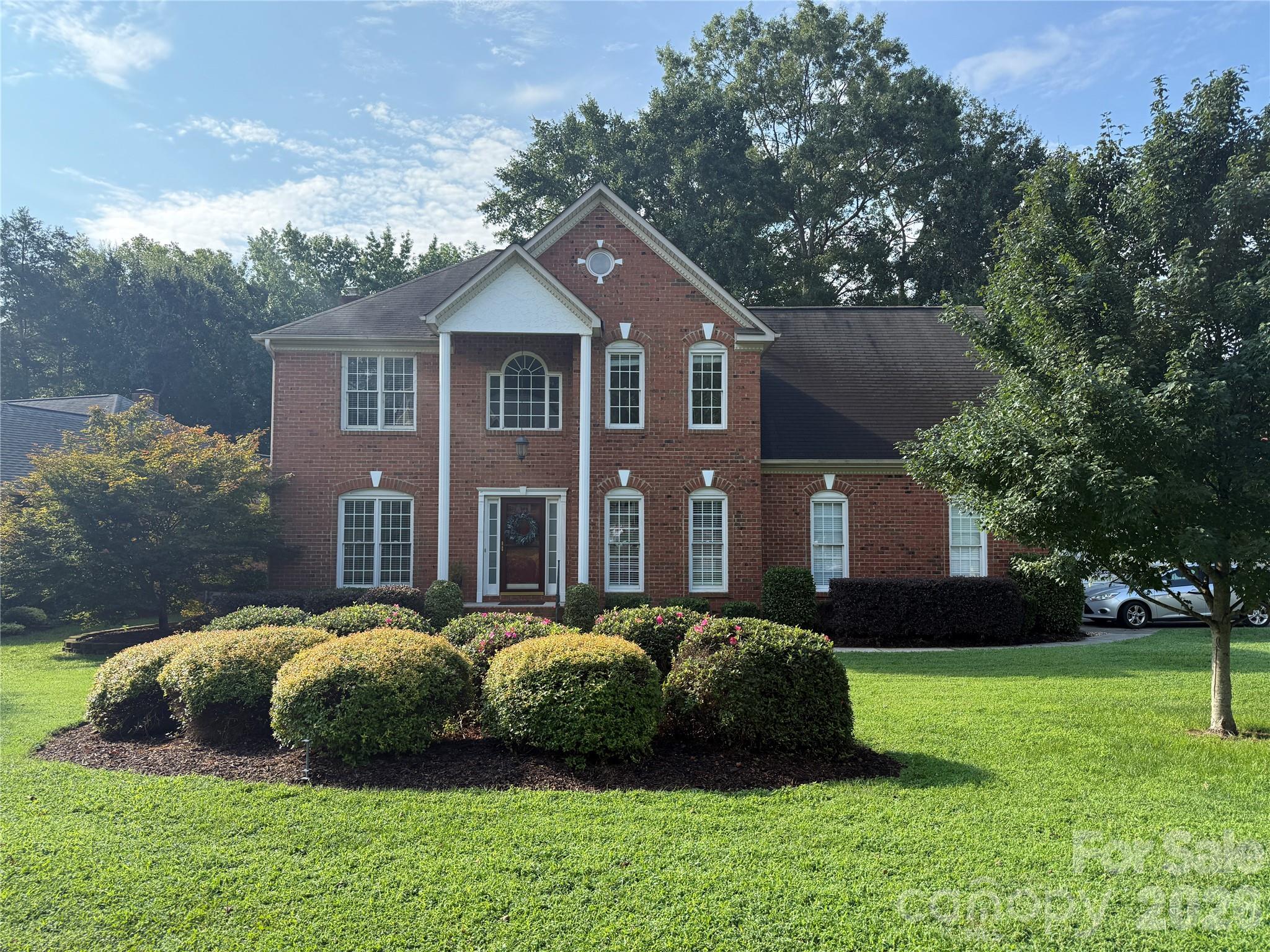 2000 Stoney Creek Drive Property Photo 1