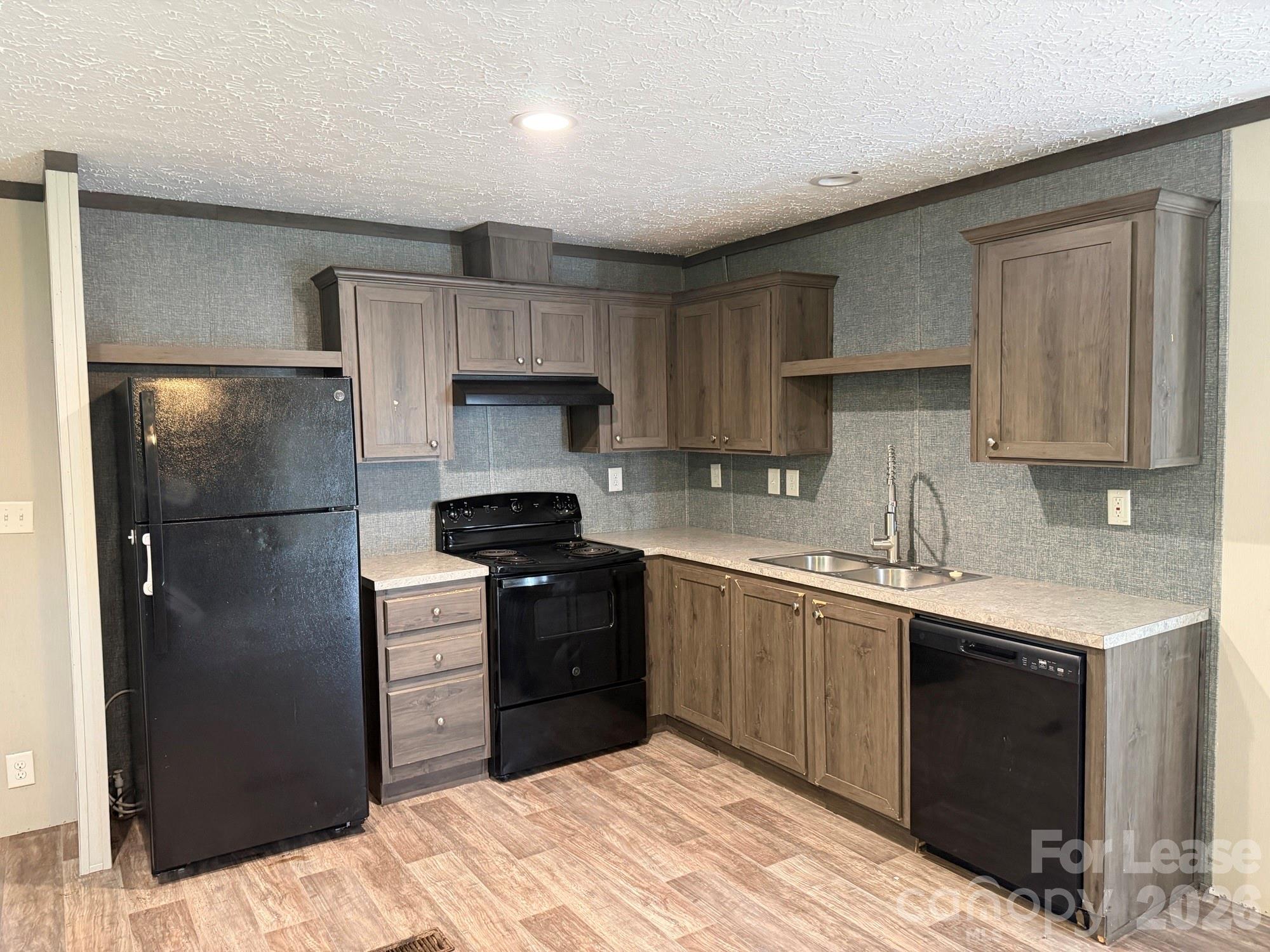 115 Kimberly Circle Property Photo 3