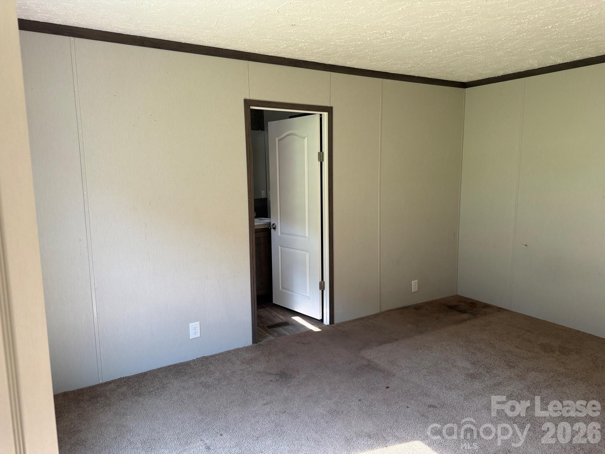 115 Kimberly Circle Property Photo 8