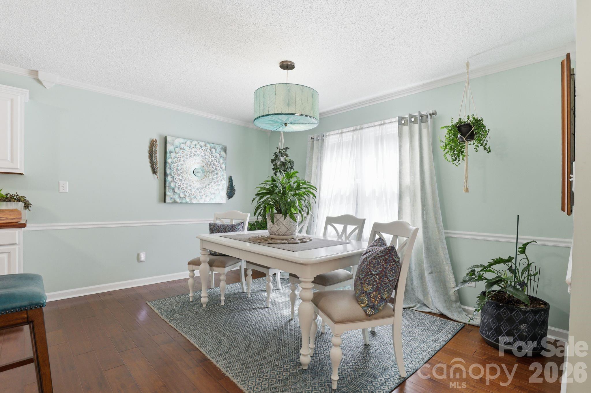 2918 24th Street Drive Property Photo 5