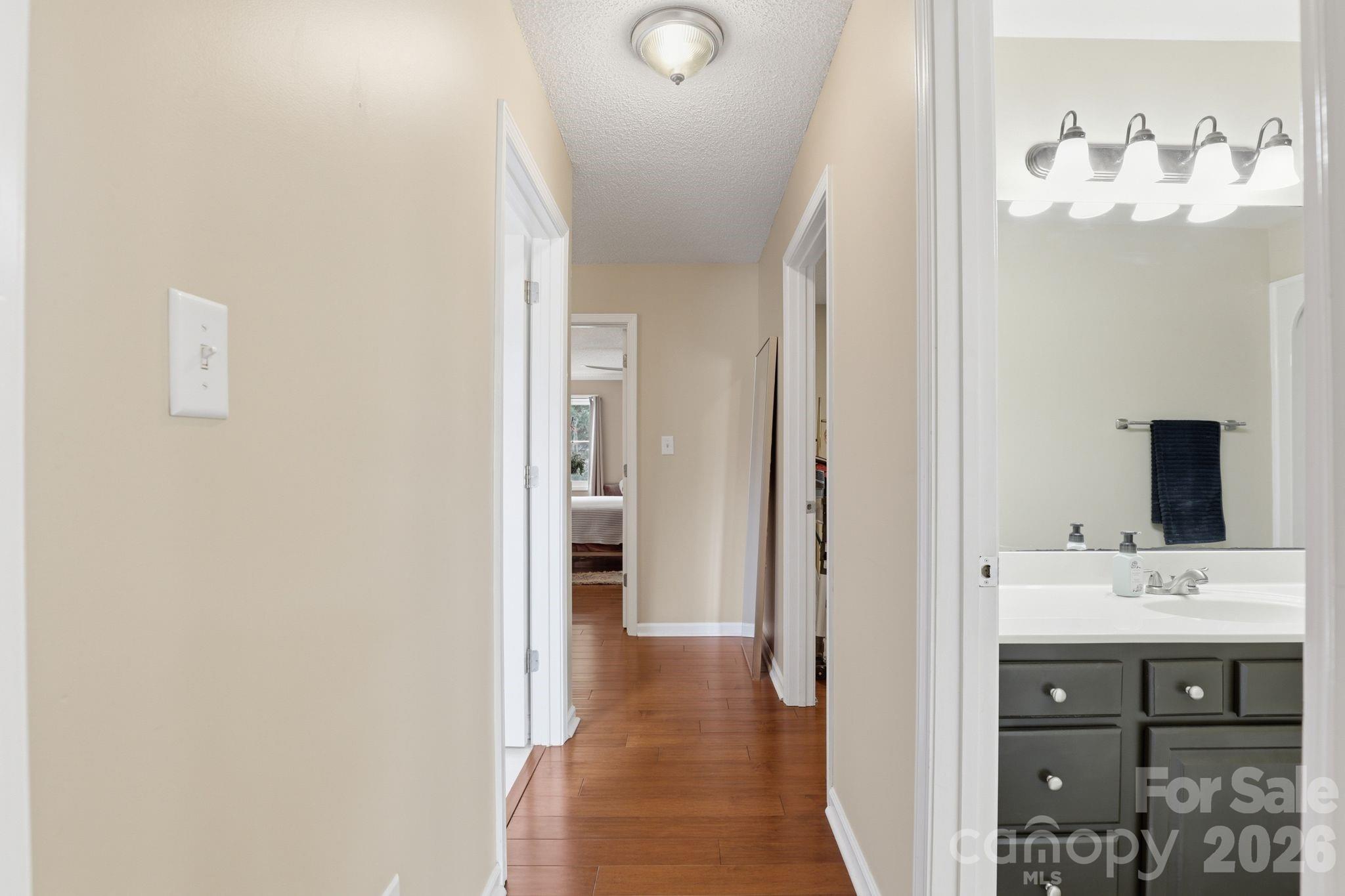 2918 24th Street Drive Property Photo 16