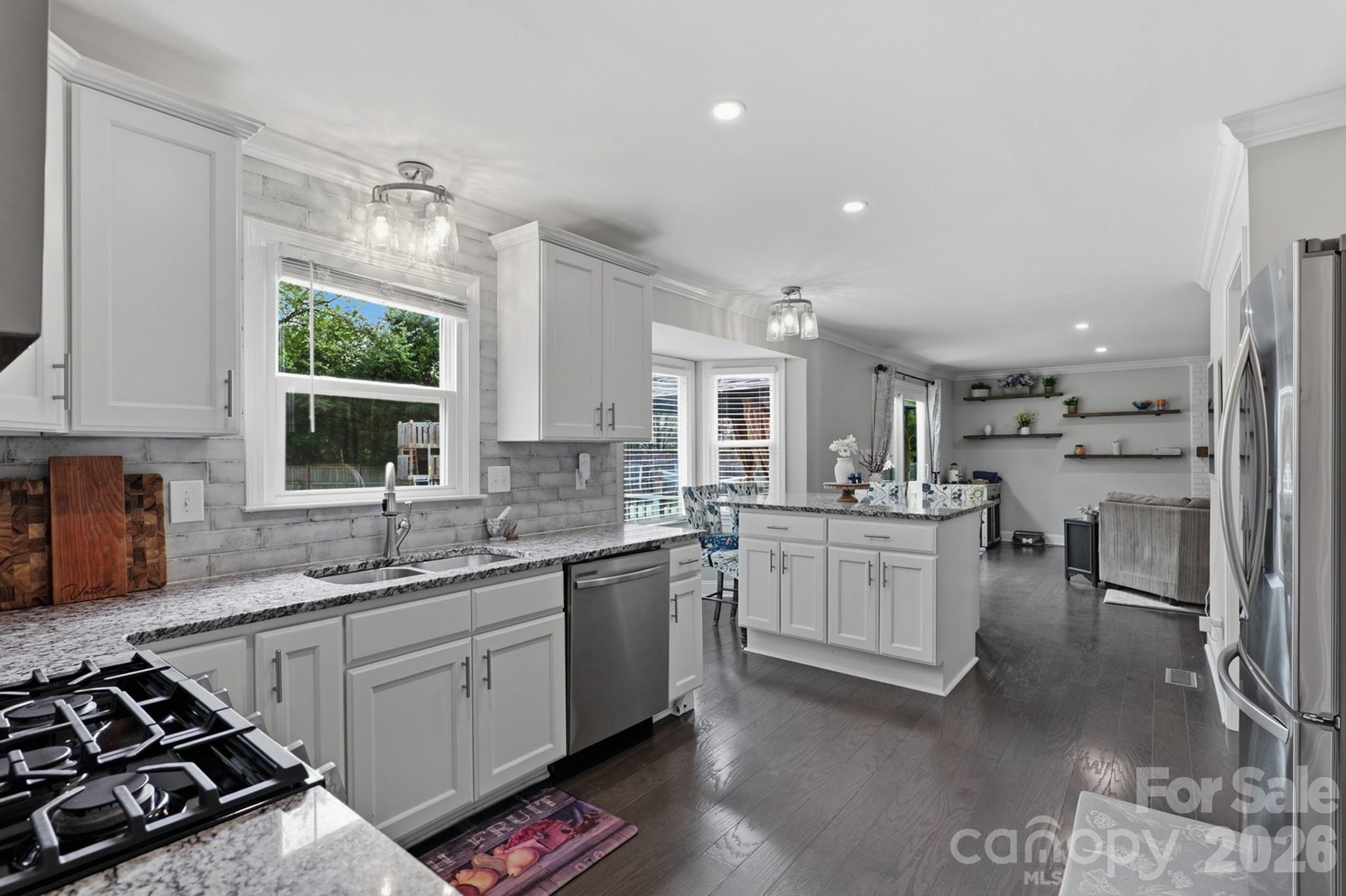 7808 Biddstone Court Property Photo 4