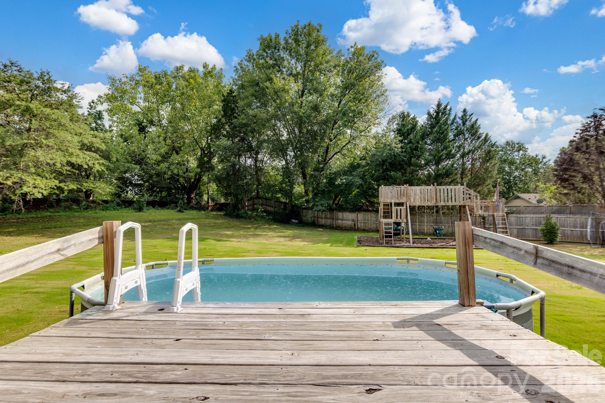 7808 Biddstone Court Property Photo 30