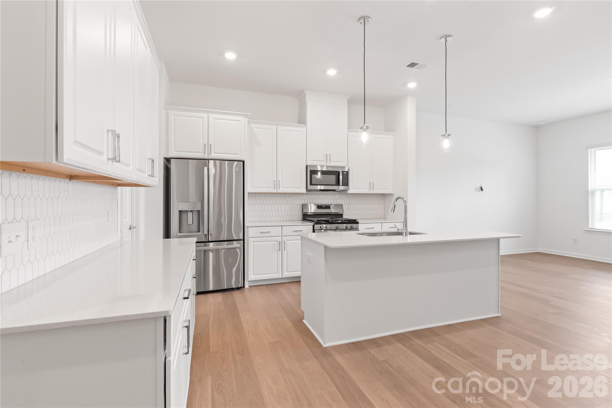 302 Silver Fleet Drive Property Photo 13
