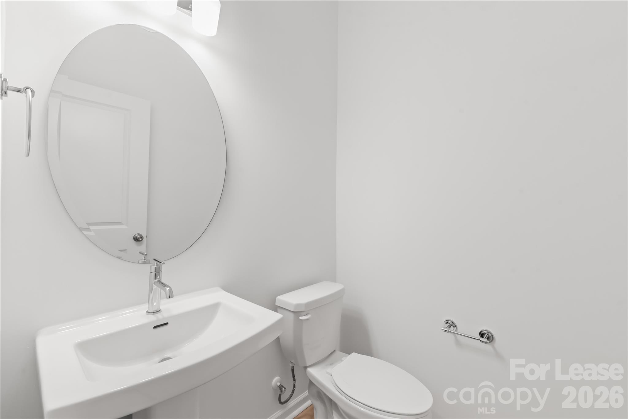 204 Silver Fleet Drive Property Photo 16