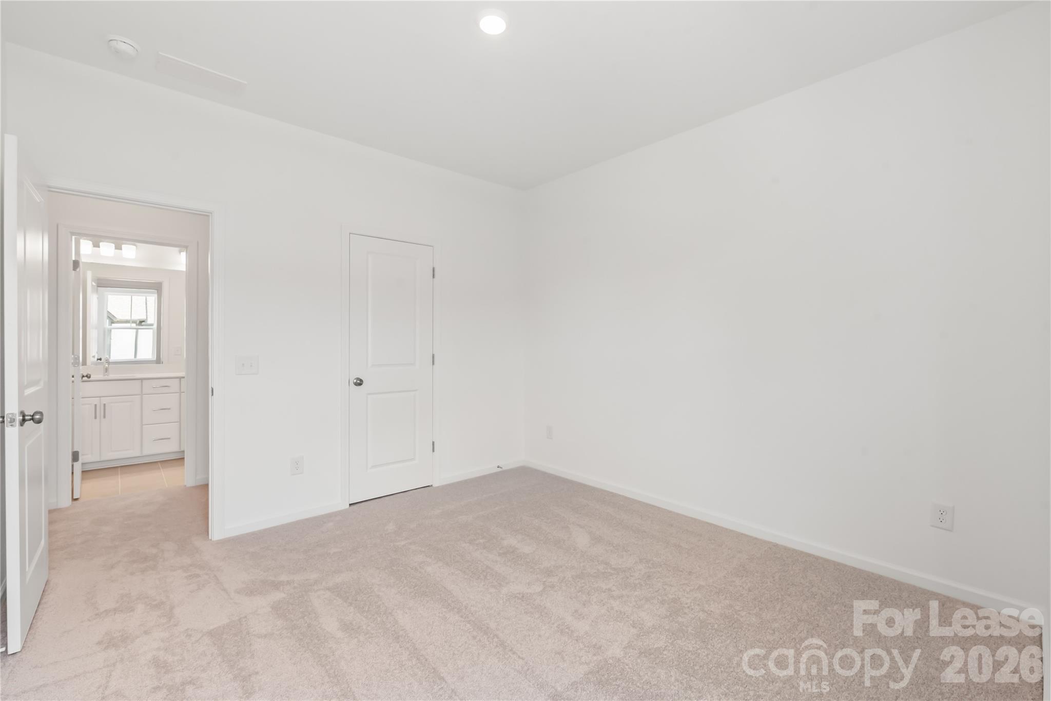 204 Silver Fleet Drive Property Photo 33