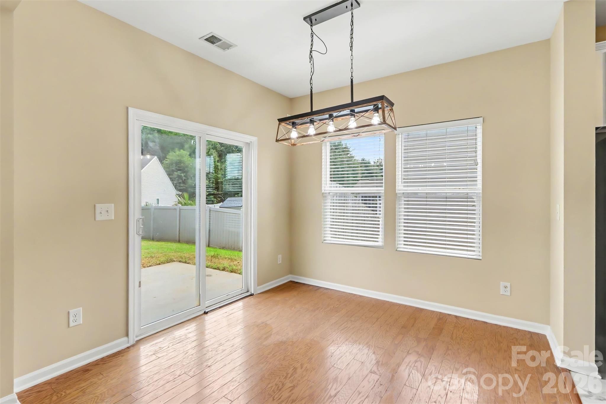 6814 Barefoot Forest Drive Property Photo 11