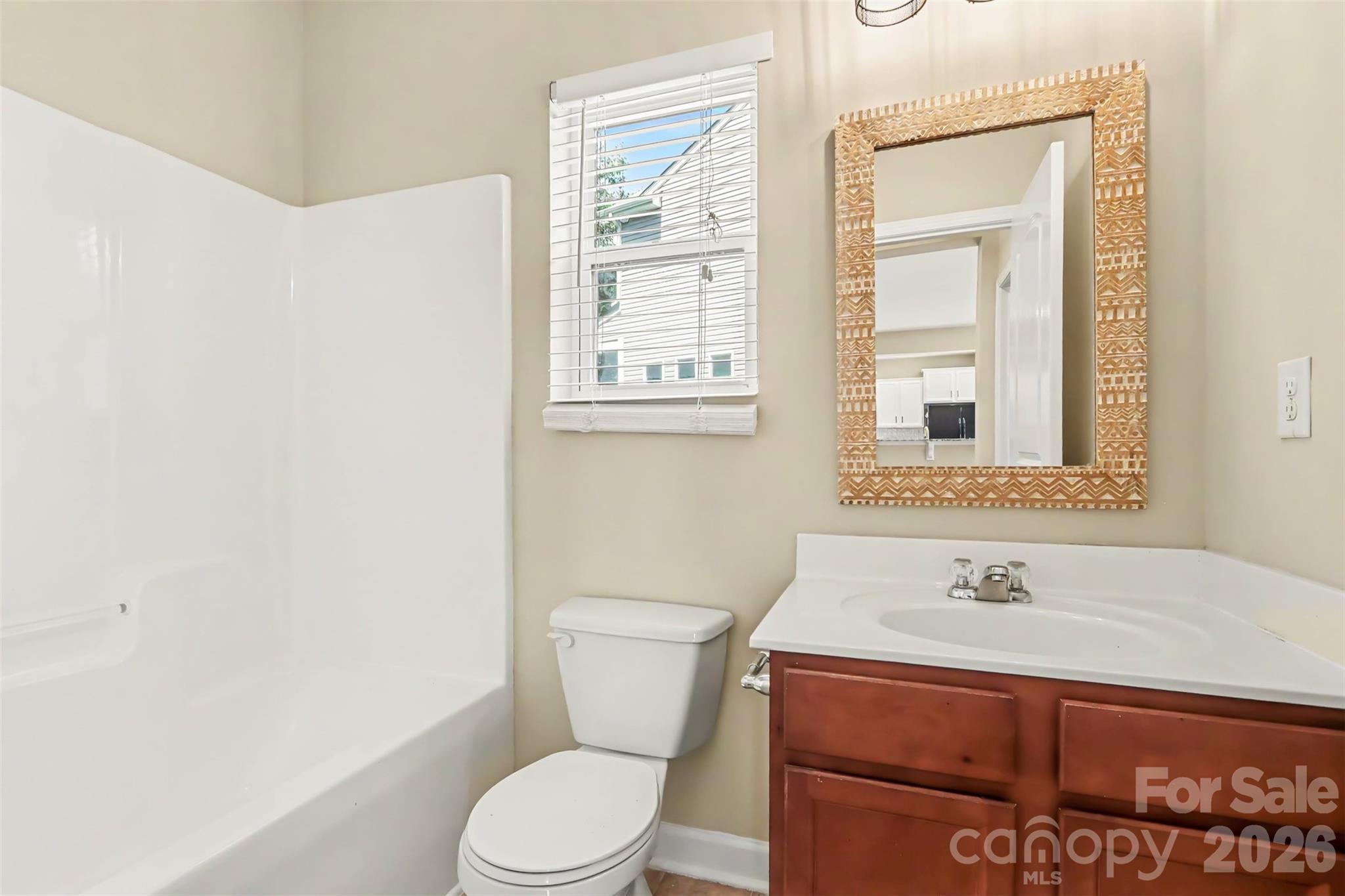 6814 Barefoot Forest Drive Property Photo 14